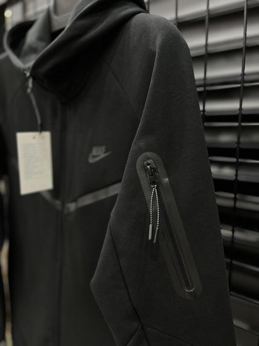 Nike Tech Fleece V season 2025/Найк Тек Флийз В сезон 2025