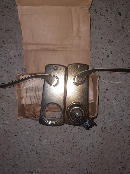 Продам Ковровский замок