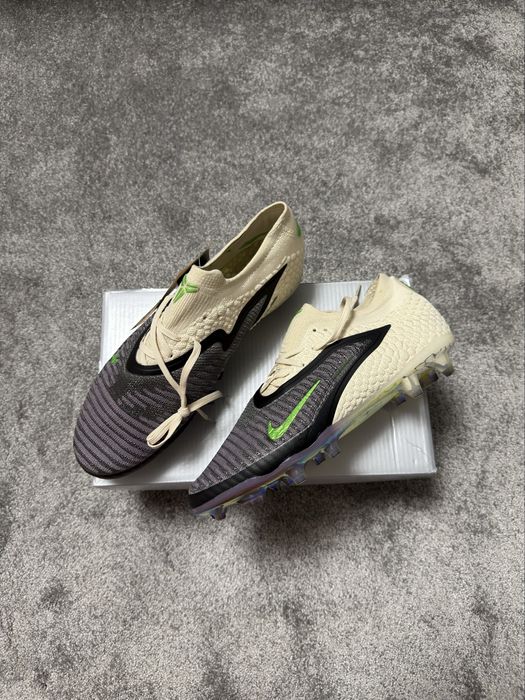 Vand ghete de fotbal