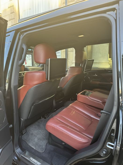 Продаётся Lexux LX 570