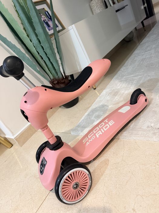 Trotineta copii cu sezut, transformabila 2in1, HighwayKick 1 Rose, 1-5 ani, pana la 50 kg, Scoot & Ride