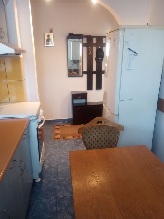 Aprt două camere