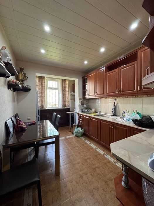 метро Айбек  3+2/8/9  две квартиры  160м²