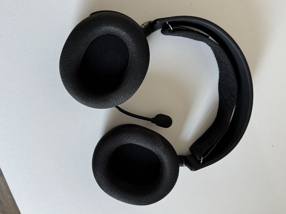 Продам игровые наушники Arctis-3