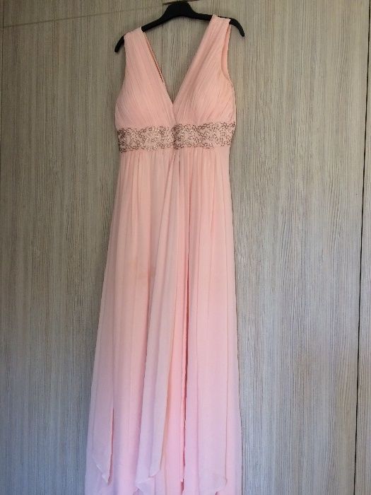 Красива рокля за бала!