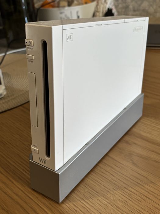 Nintendo Wii + контролер