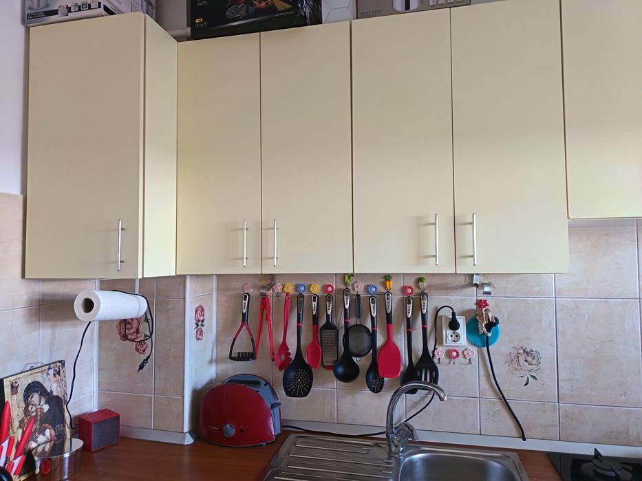 Mobila de bucătărie în stare  bună!!!