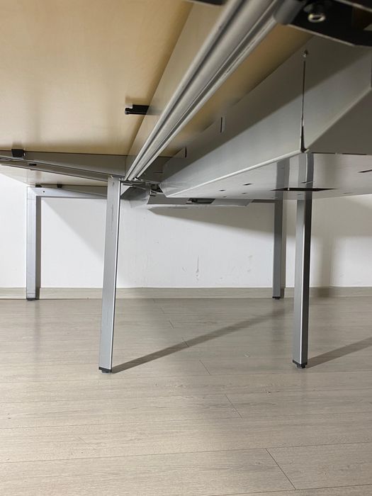 2 Buc. Bench 4 Posturi de Lucru cu Panou Separator; Birou cu 4 Blaturi