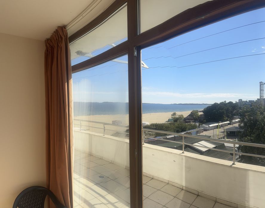 Продава се Двустаен апартамент в к.к. Слънчев бряг - 80 кв.м за 1500 €/кв.м - Снимка #2