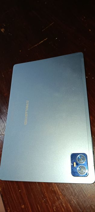 Продам планшет 15000