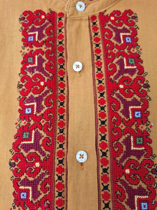 Мъжка везана риза