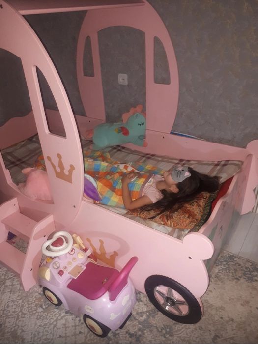 Кровать карета для принцесс