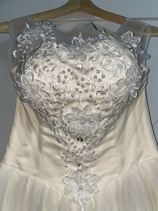 Свабедное платье