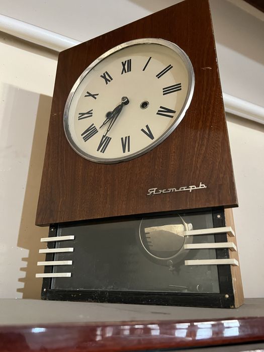 часы старинные  на стенные  состояние отлично