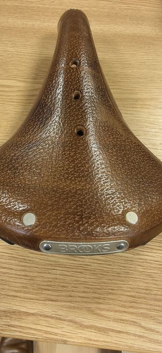 Седалка Brooks  Champion standartd B17 за байк