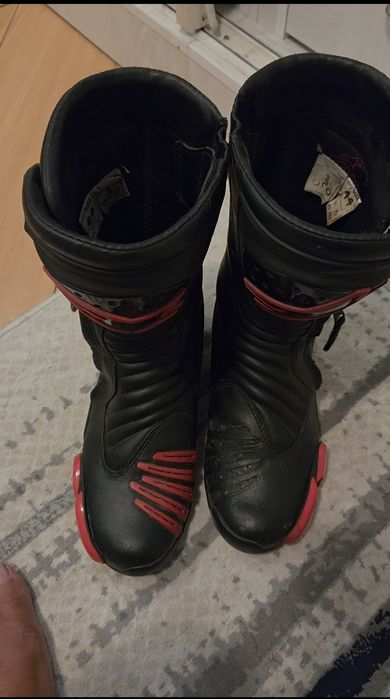 Продам мотоботы Alpinestars