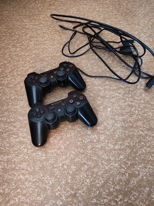 Playstation 3 са игри към него