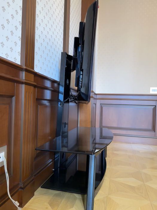 Подставка под телевизор