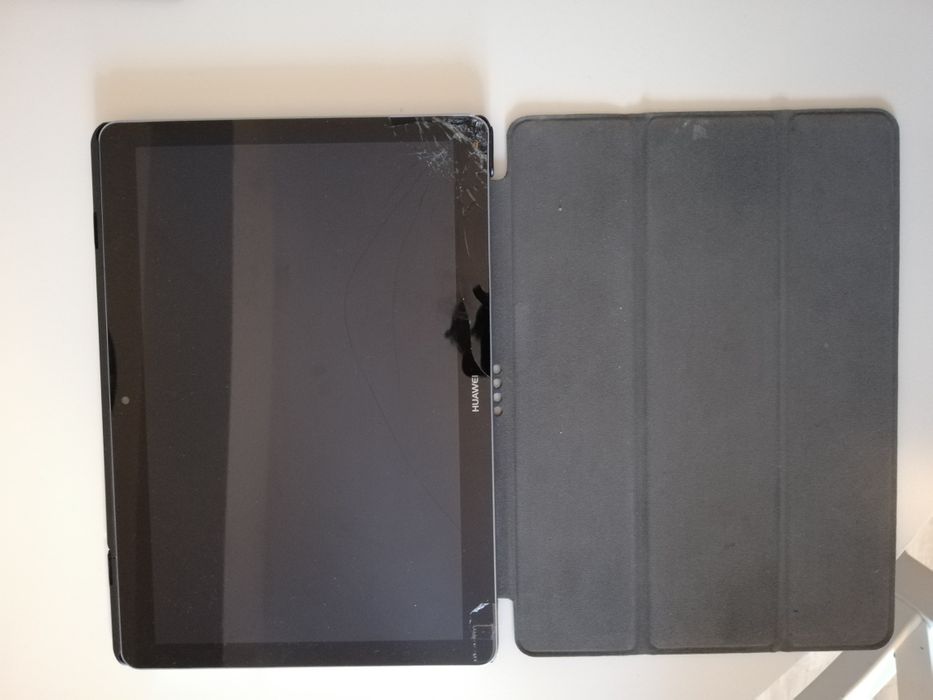 Tableta Huawei Mediapad ecran crăpat 10 inci