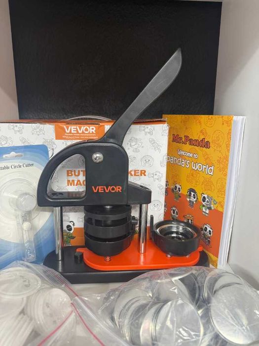 Mașină de făcut nasturi VEVOR, kit de perforat insigne de 58 mm (2,25 inch), aparat de făcut insigne pentru cadouri DIY pentru copii