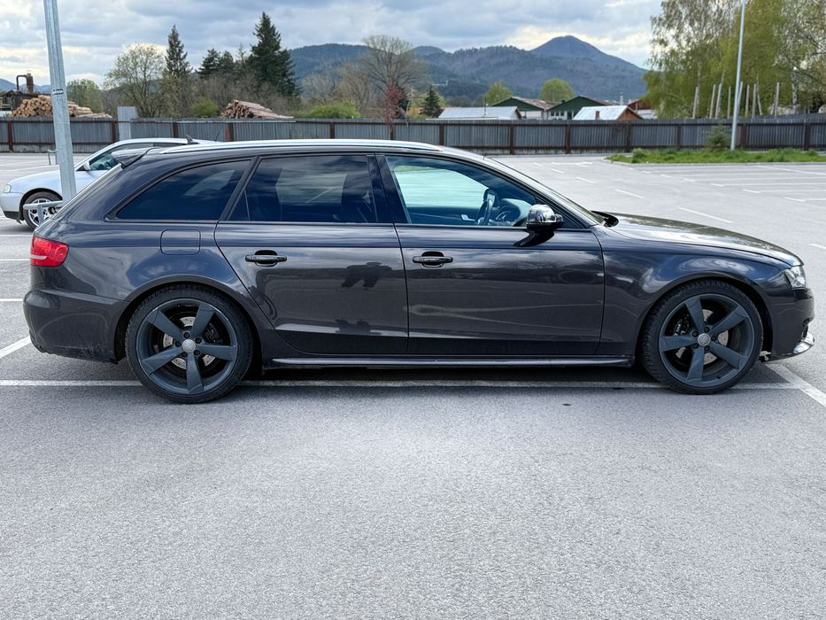Audi A4 B8 RS and S line