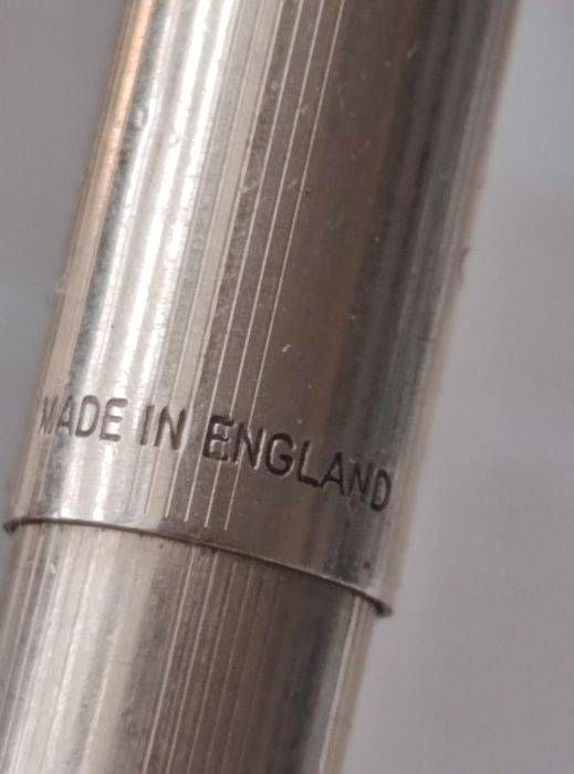 Pix Parker aurit made in England