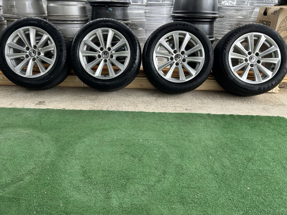 5x120 17 за vw transporter T5 T6 със летни гуми goodyear
