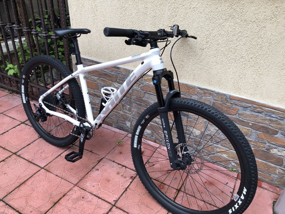Bicicleta white 27,5 hidraulica