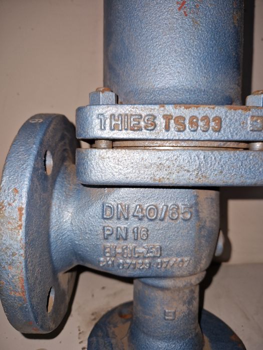 Клапан предохранительный DN40/65