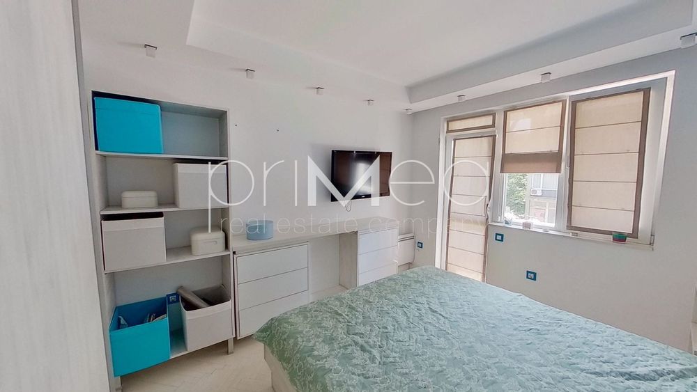 Продава се Тристаен апартамент в Бургас, Център - 74 кв.м за 3041 €/кв.м - Снимка #5