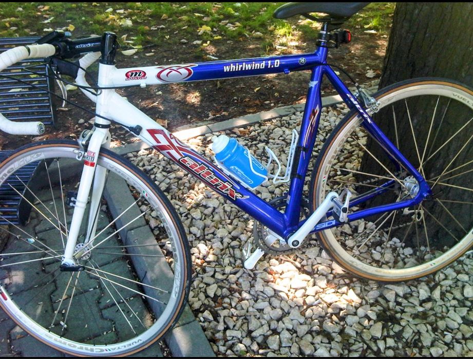 Bicicleta / cursiera