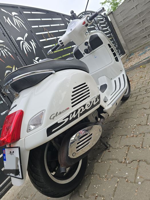 Vand Vespa 125 GTs
