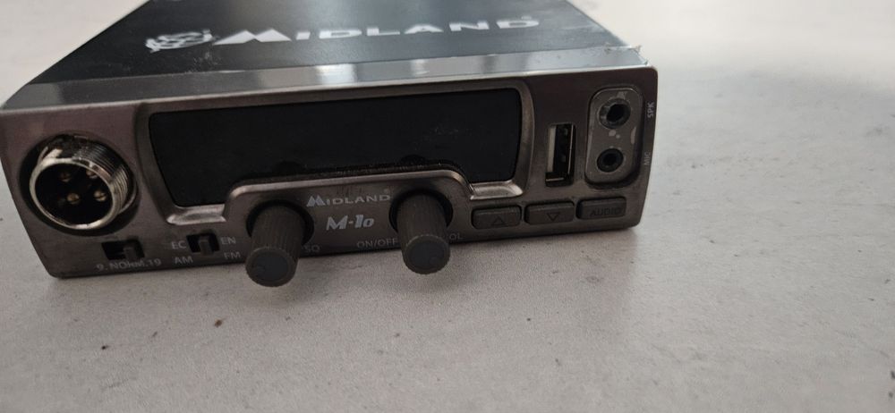 Statie auto Midland M20