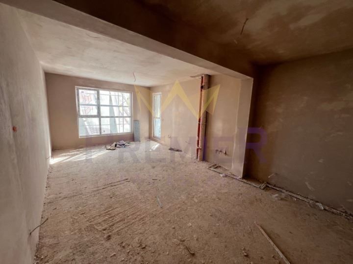 Продава се Тристаен апартамент в Варна, Виница - 105 кв.м за 753 €/кв.м - Снимка #1