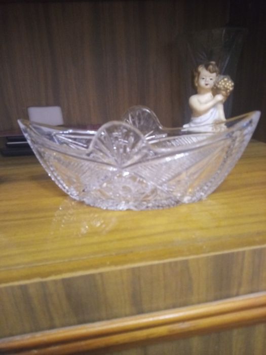 Продаю хрустальную посуду