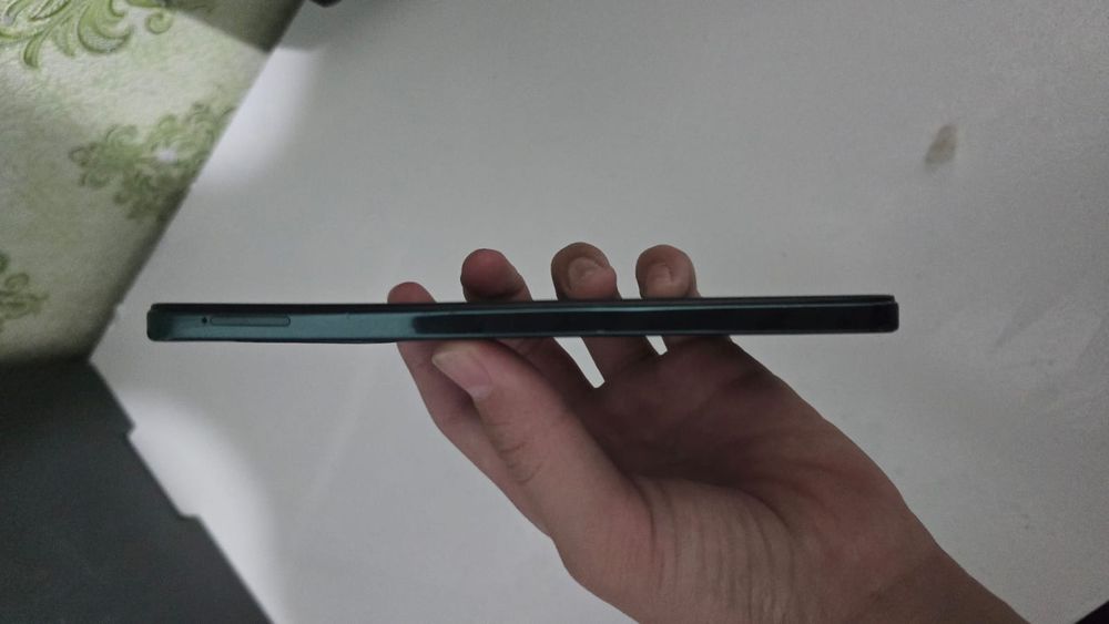 vivo y28 (смартфон)