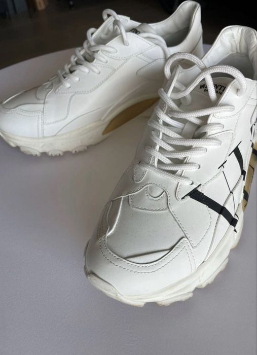 Valentino Garavani VLTN Bounce Sneakers (Unisex)