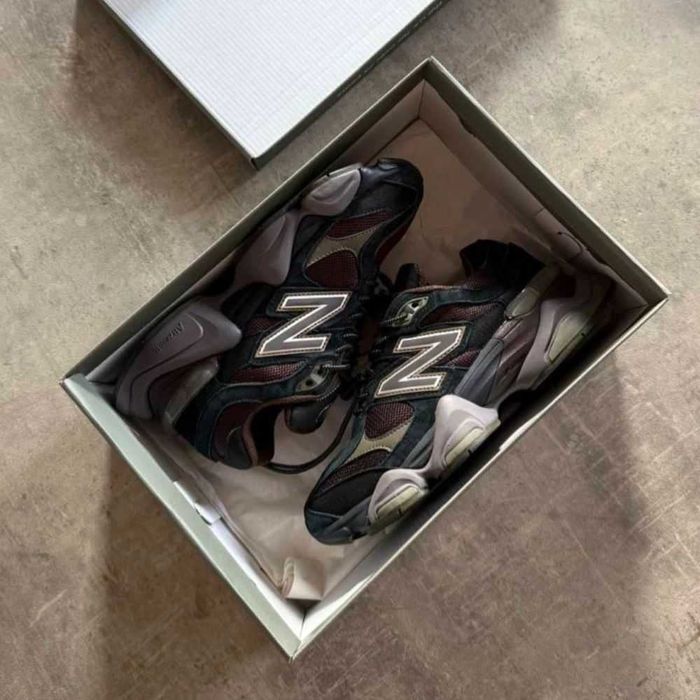 New Balance 9060 "Black / Brown"