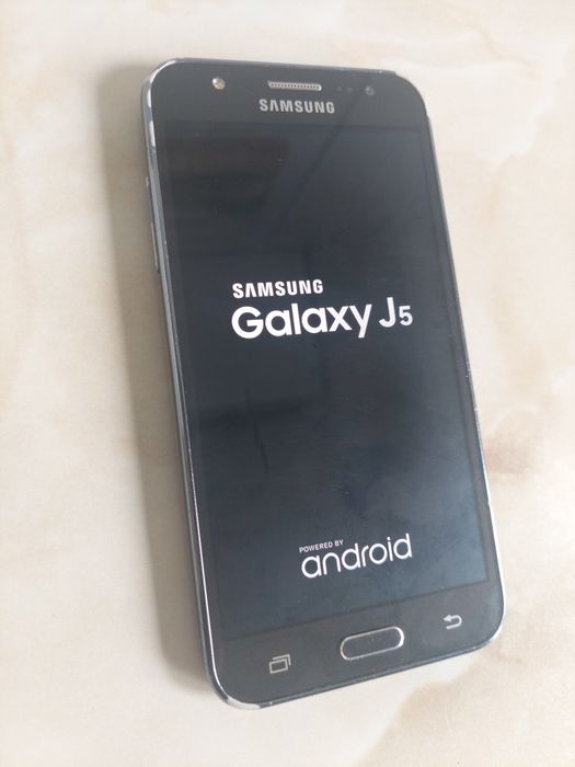 [J5] Vând Samsung Galaxy J5 Black DEcodat și fără probleme //poze reale