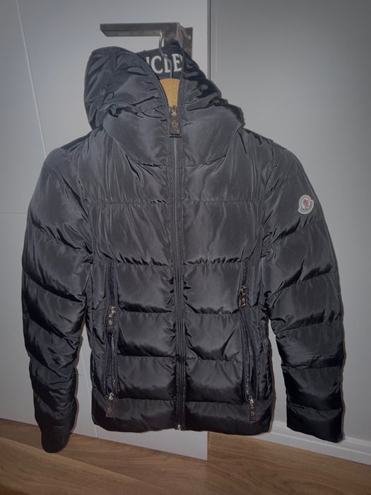 дамско яке Moncler
