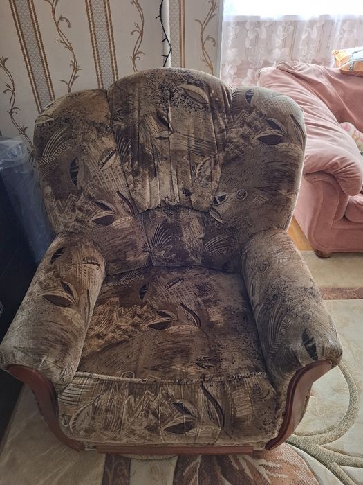 Диван и 2 кресла