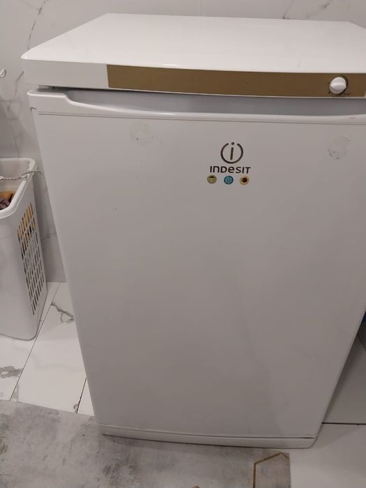 Морозильная камера Indezit