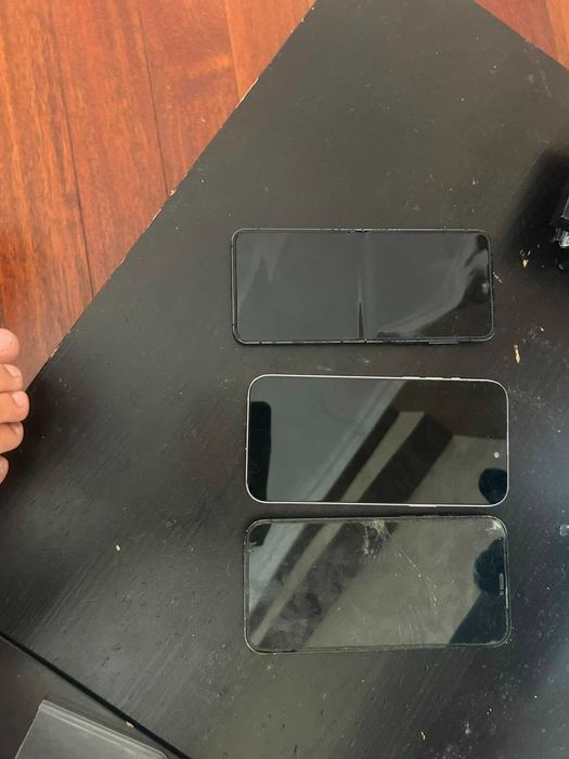 Iphone 15 + ,Iphone 12 pro max ,Samsung Z Flip 5