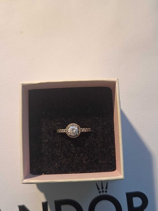 Пандора пръстен със сертификат