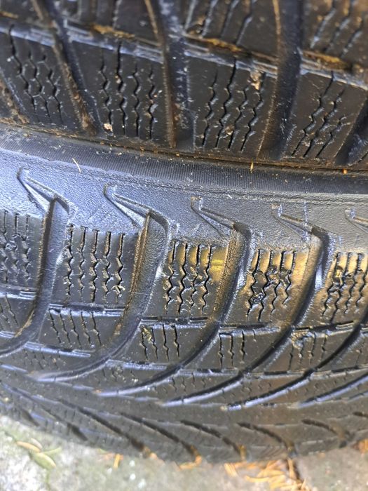 Гуми Michelin 235 65 R17 104H зимни