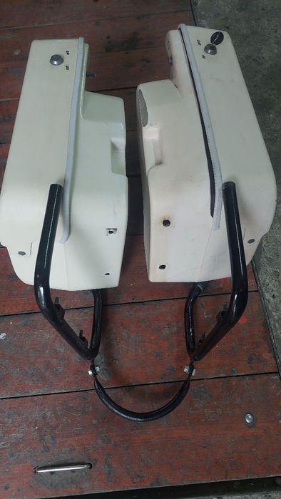 Mz ETZ 250/251. Куфари  със стойките. DDR.Оригинал.