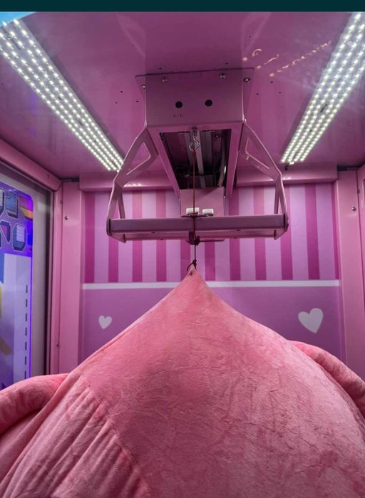 Vand jocuri distractive.Arcade ,Crane Machine.