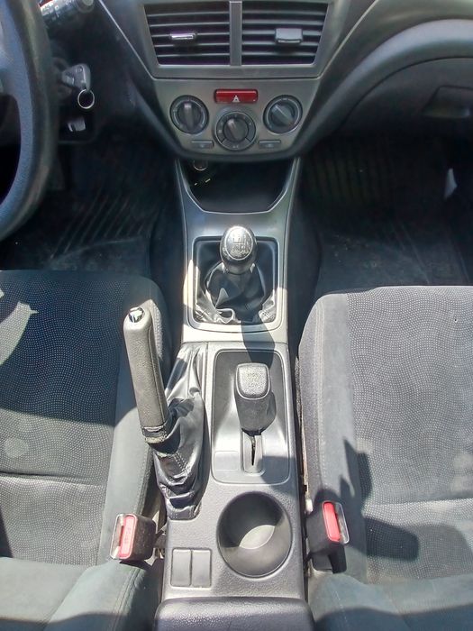 Subaru impreza 1.5 4x4 2010 AC