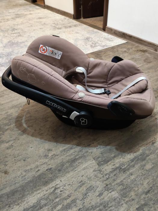Scaun bebe Maxi-Cosi