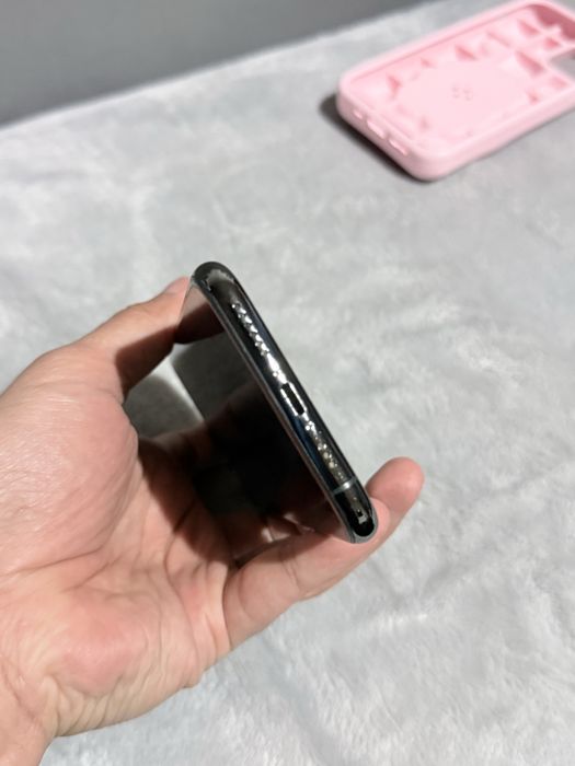 продам айфон 11 про 256